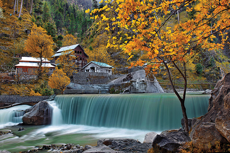 kashmir neelum valley tour